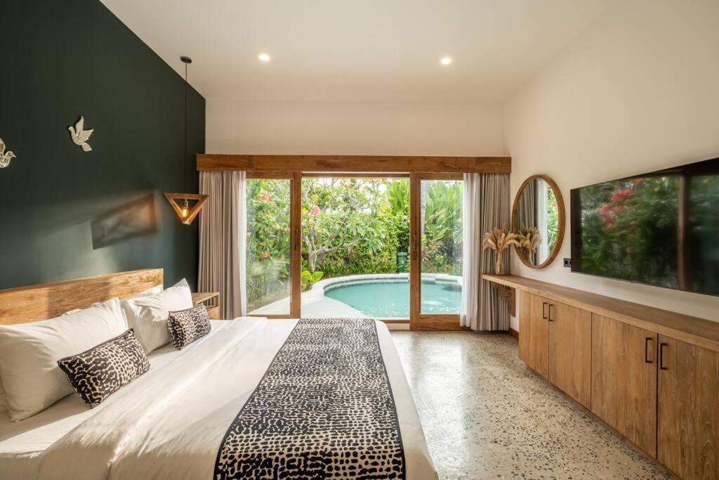 ギリ・トラワンガン Designer New 3Bdr - Lush Garden+Poolヴィラ エクステリア 写真