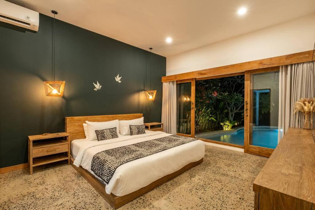 ギリ・トラワンガン Designer New 3Bdr - Lush Garden+Poolヴィラ エクステリア 写真