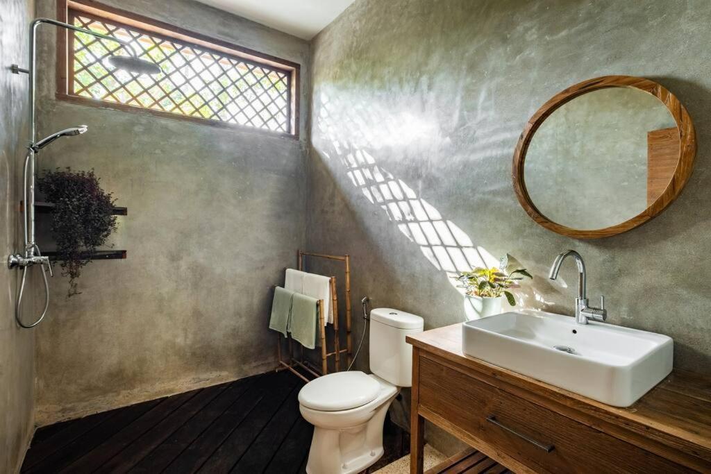 ギリ・トラワンガン Designer New 3Bdr - Lush Garden+Poolヴィラ エクステリア 写真